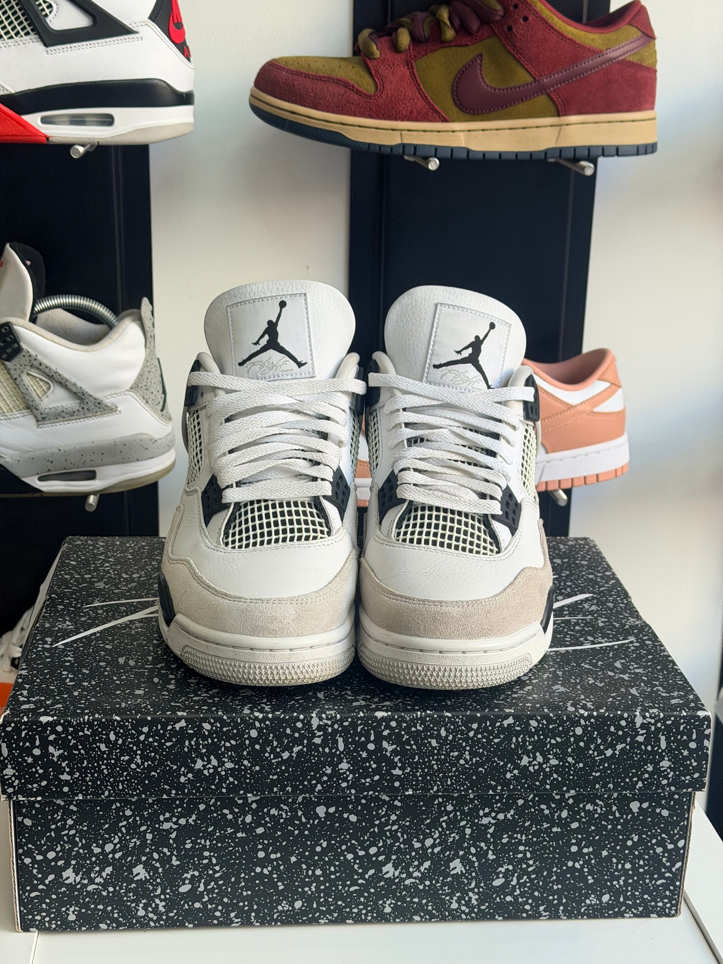 Jordan 4 military black - taille 42,5