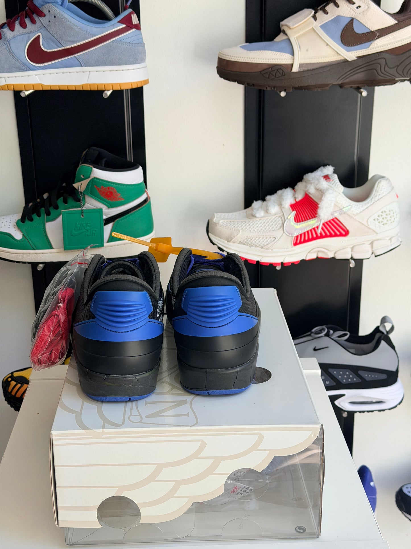 Jordan 2 X OFF WHITE BLACK - TAILLE 42,5
