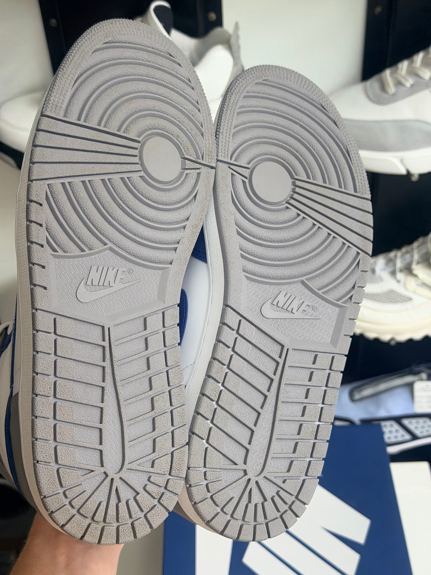 Jordan 1 high OG true blue - TAILLE 43