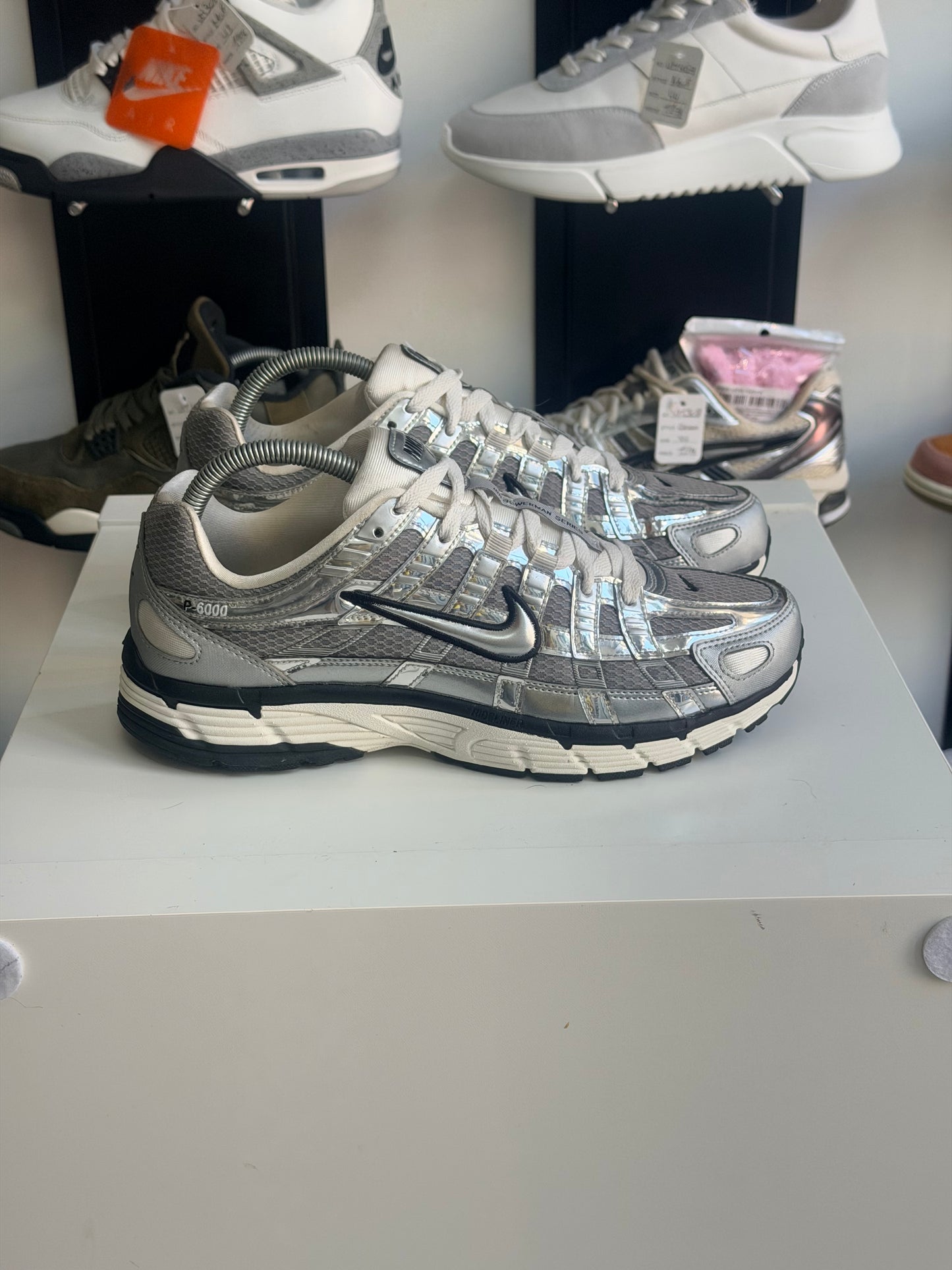 Nike P-6000 - TAILLE 42