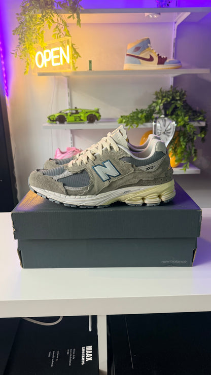 New Balance 2002R Protection Pack Mirage Grey - TAILLE 43