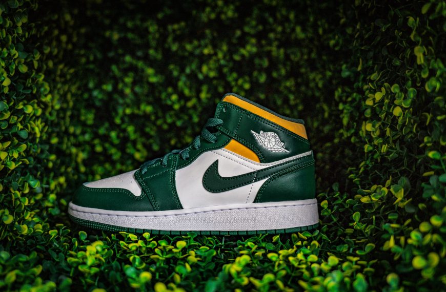 Jordan 1 mid Sonics – 79€