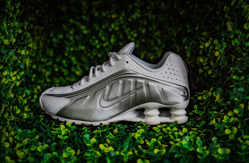 Nike SHOX R4 – 129€